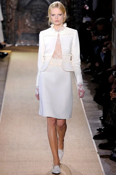 Look 20